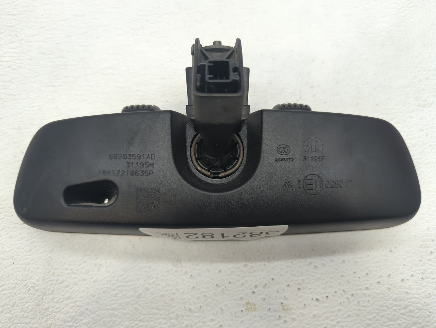 2019 Jeep Grand Cherokee Interior Rear View Mirror Replacement OEM P/N:IE11028017 Fits OEM Used Auto Parts - Oemusedautopart