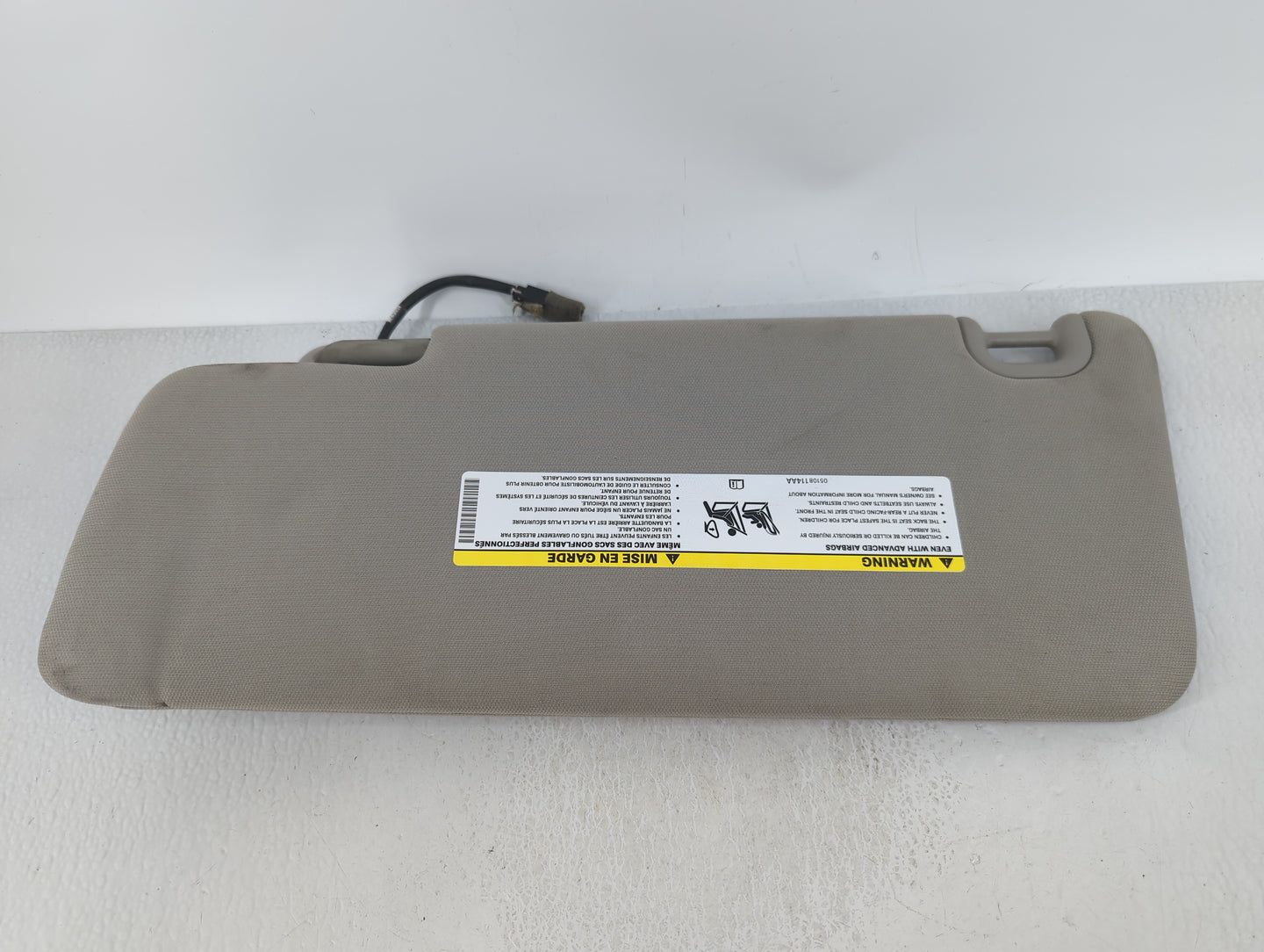 2014-2022 Jeep Grand Cherokee Sun Visor Shade Replacement Passenger Right Mirror Fits OEM Used Auto Parts - Oemusedautoparts