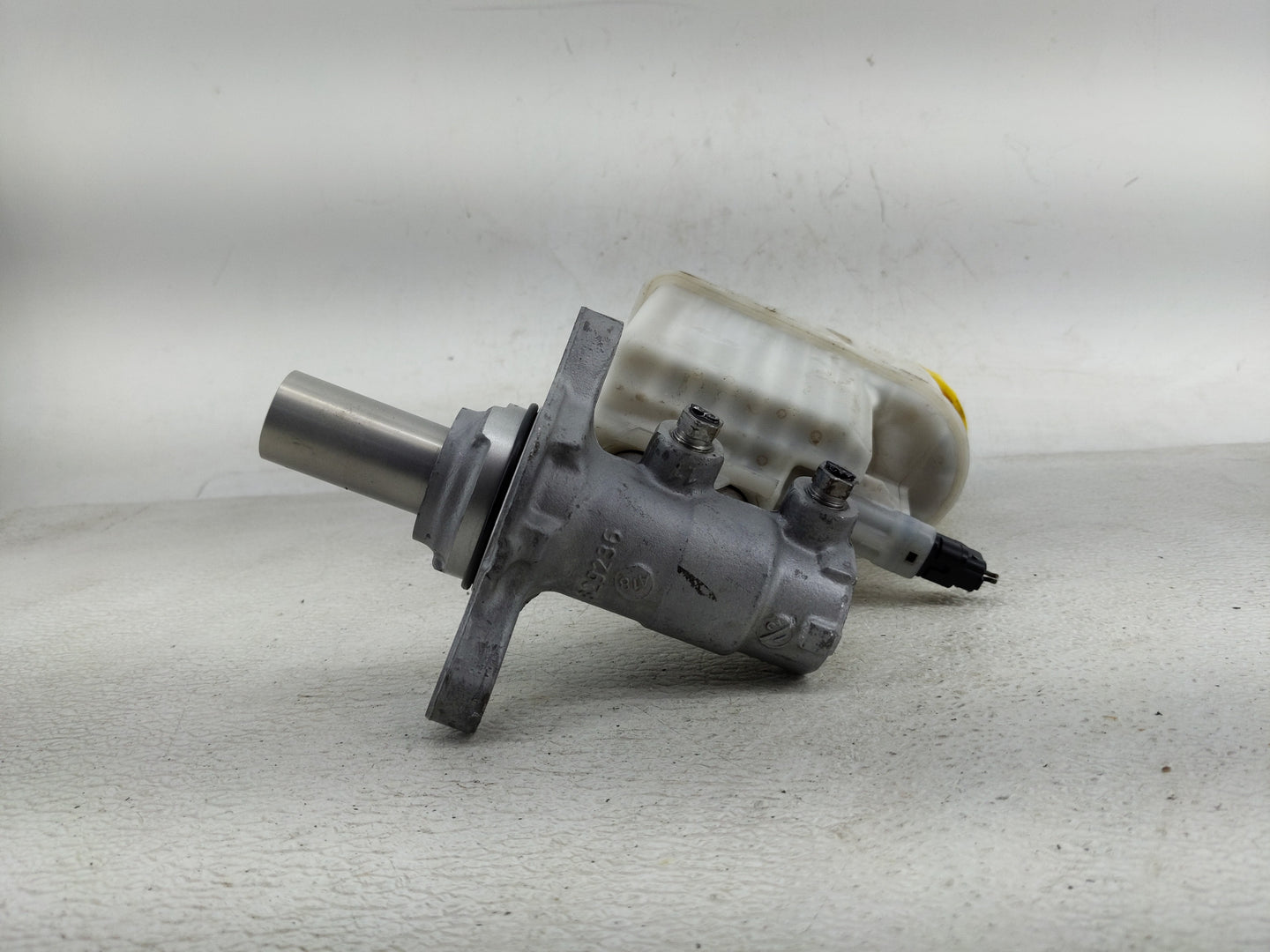 2017-2022 Jeep Renegade Power Brake Booster Oem - Oemusedautoparts1.com