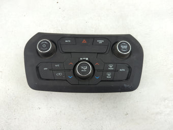 compare product 2018-2020 Jeep Renegade Climate Control Module Temperature AC/Heater Replacement P/N:07356941380 4000244D Fits Fits 2018 2019 2020 OEM Used Auto Parts