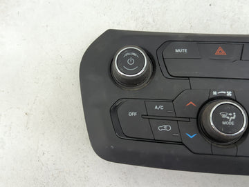 2018-2020 Jeep Renegade Climate Control Module Temperature AC/Heater Replacement P/N:07356941380 4000244D Fits Fits 2018 2019 2020 OEM Used Auto Parts