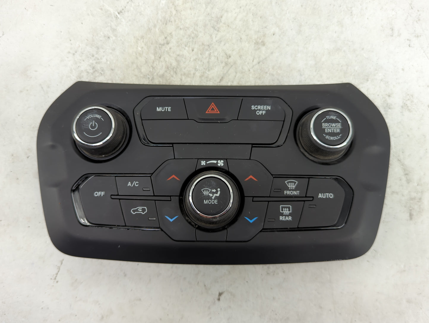 2018-2020 Jeep Renegade Climate Control Module Temperature AC/Heater Replacement P/N:07356941380 P07356941380 Fits OEM Used 