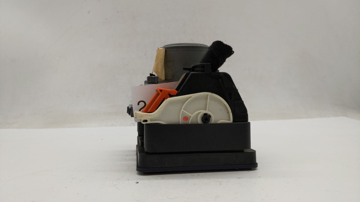 2018-2019 Jeep Renegade Anti-Lock Brake ABS Pump Module Actuator OEM P/N:52080677 52137661 Fits Fits 2018 2019 OEM Used Auto