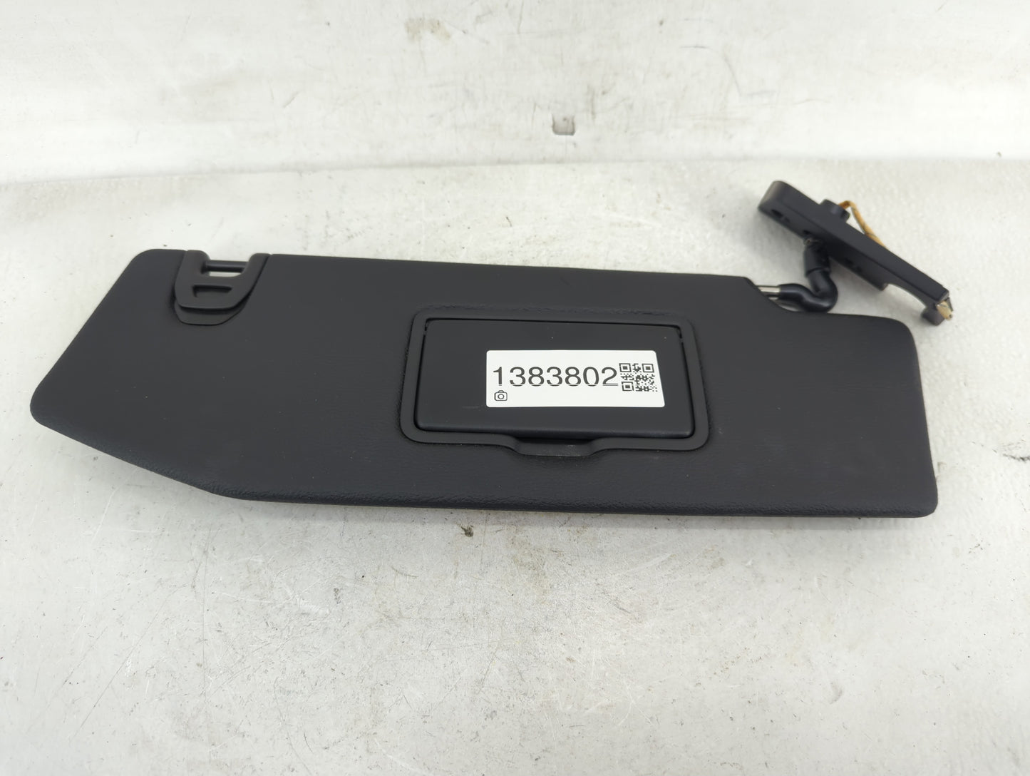 2018-2022 Jeep Wrangler Sun Visor Shade Replacement Passenger Right Mirror Fits Fits 2018 2019 2020 2021 2022 OEM Used Auto 