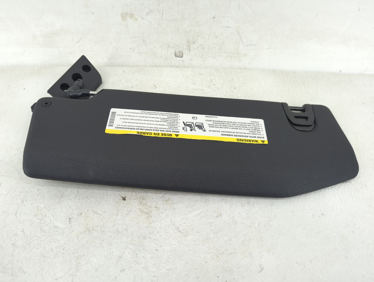 2018-2022 Jeep Wrangler Sun Visor Shade Replacement Passenger Right Mirror Fits Fits 2018 2019 2020 2021 2022 OEM Used Auto 