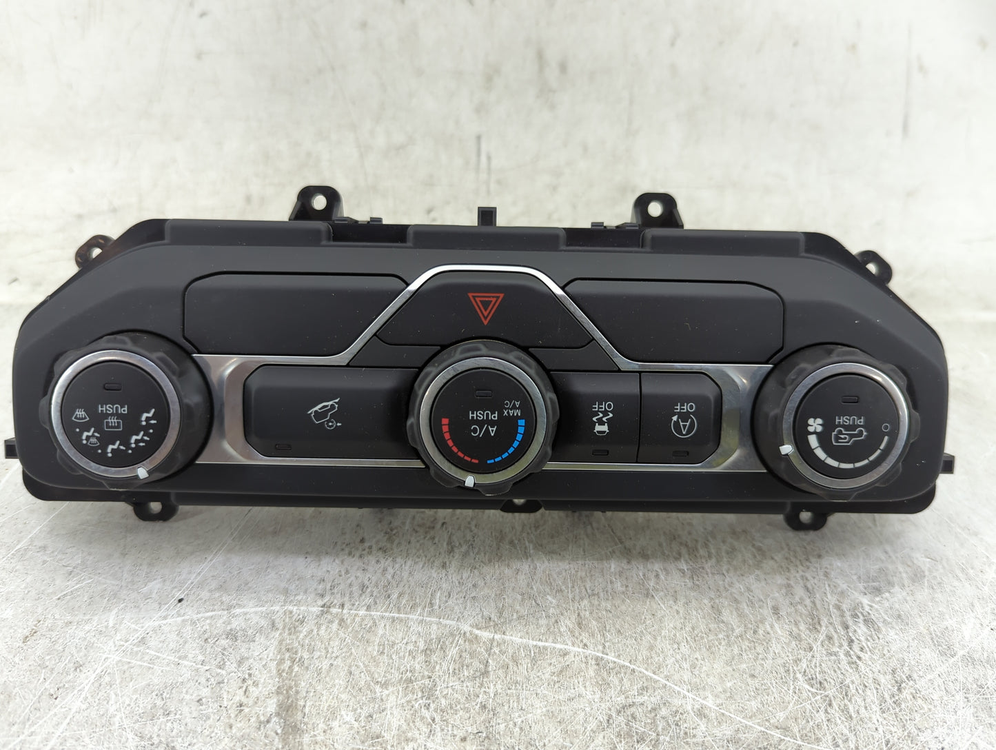 2019 Jeep Wrangler Climate Control Module Temperature AC/Heater Replacement P/N:P6SZ05DX9AA Fits OEM Used Auto Parts - Oemus
