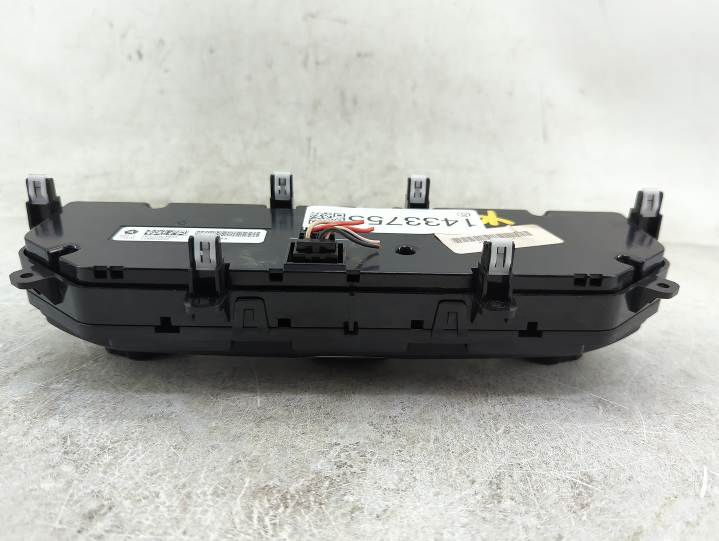 2019 Jeep Wrangler Climate Control Module Temperature AC/Heater Replacement P/N:P6SZ05DX9AA Fits OEM Used Auto Parts - Oemus