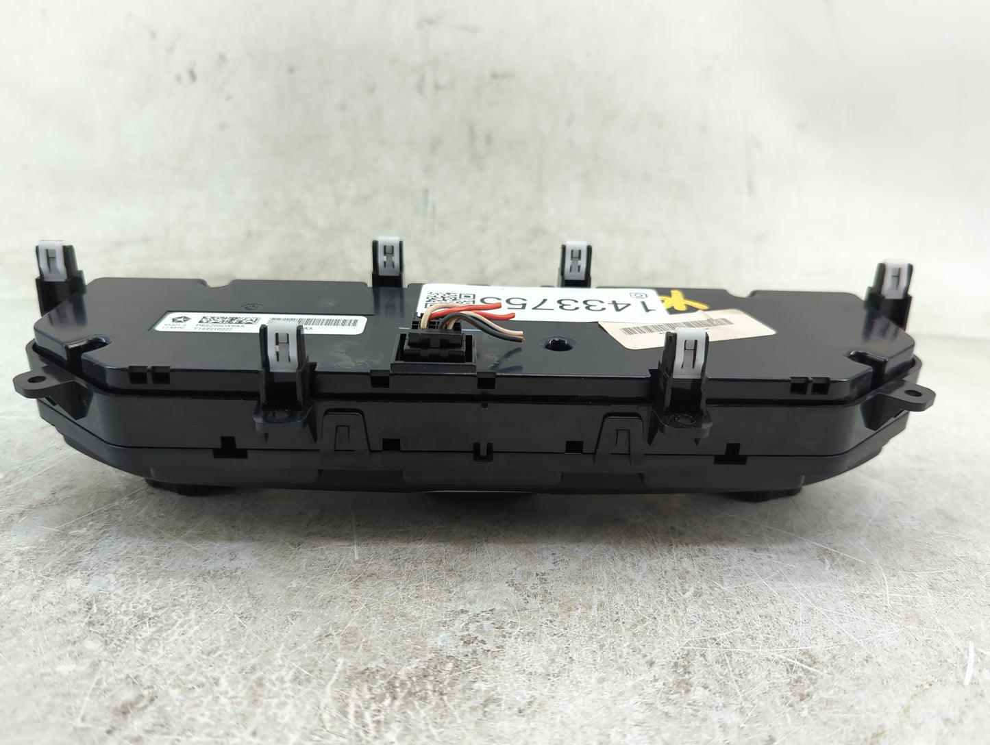 2019 Jeep Wrangler Climate Control Module Temperature AC/Heater Replacement P/N:P6SZ05DX9AA Fits OEM Used Auto Parts - Oemus