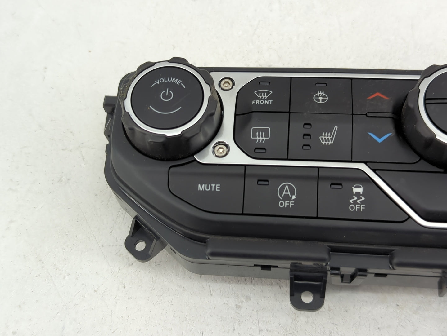 2019 Jeep Wrangler Climate Control Module Temperature AC/Heater Replacement P/N:P6SX70DX9AA Fits OEM Used Auto Parts - Oemus