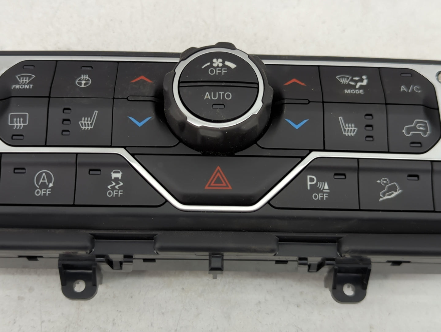 2019 Jeep Wrangler Climate Control Module Temperature AC/Heater Replacement P/N:P6SX70DX9AA Fits OEM Used Auto Parts - Oemus
