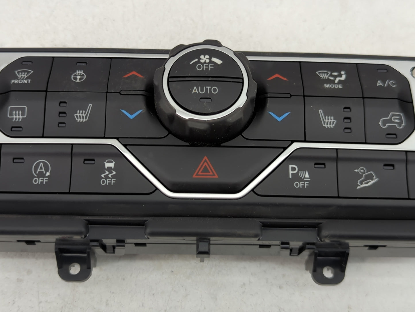 2019 Jeep Wrangler Climate Control Module Temperature AC/Heater Replacement P/N:P6SX70DX9AA Fits OEM Used Auto Parts - Oemus