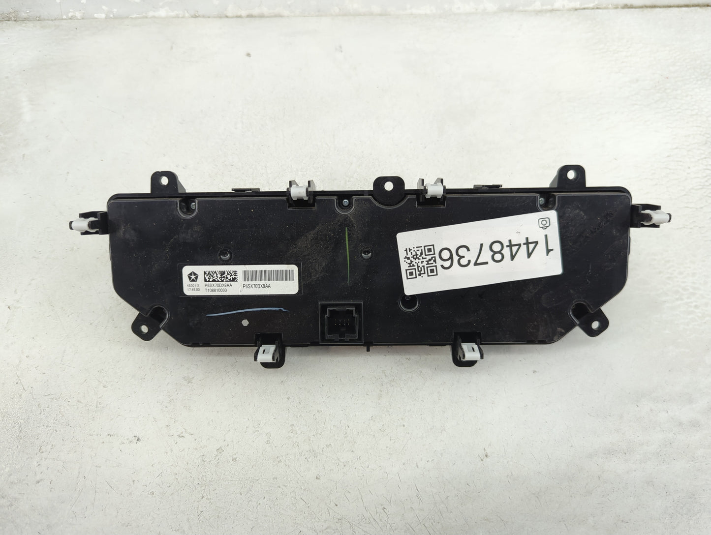 2019 Jeep Wrangler Climate Control Module Temperature AC/Heater Replacement P/N:P6SX70DX9AA Fits OEM Used Auto Parts - Oemus