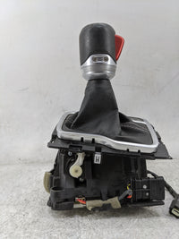 2019 Jeep Wrangler Floor Console Assembly Shifter - Oemusedautoparts1.com