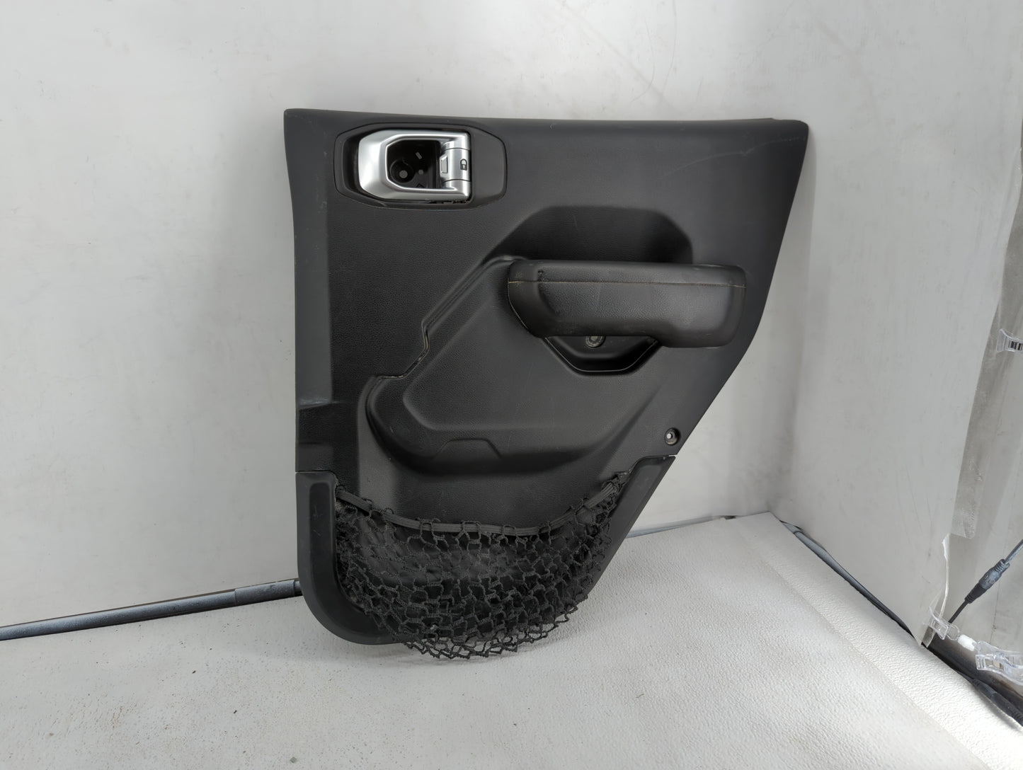 2019 Jeep Wrangler Engine Cover - Oemusedautoparts1.com