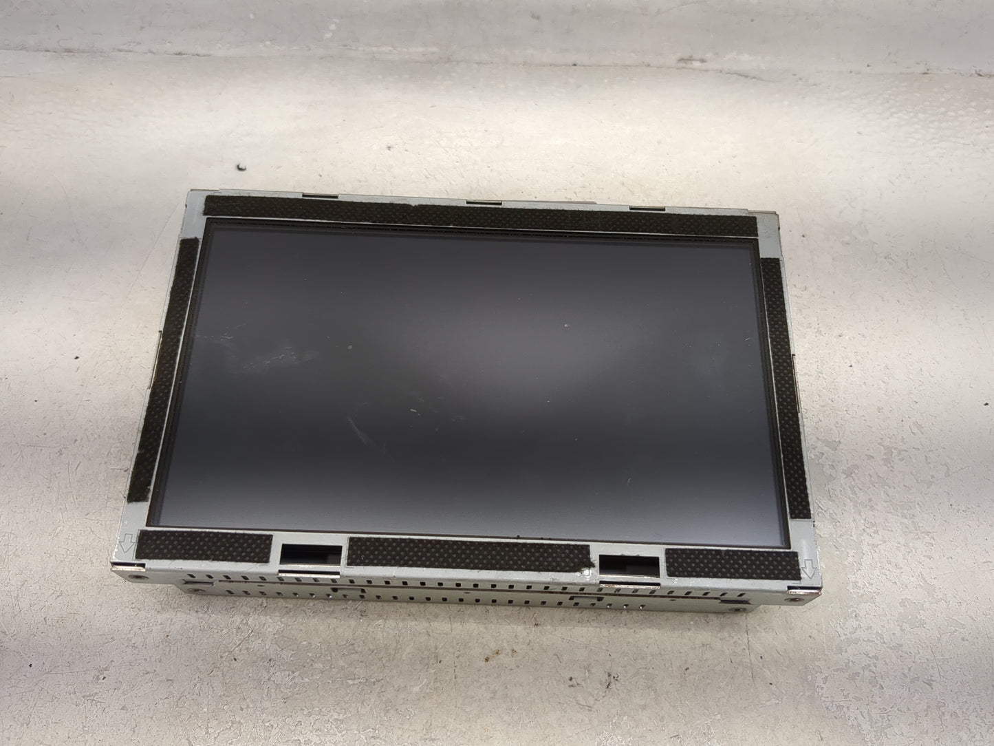 2017-2019 Kia Cadenza Information Display Screen 1494782 - Oemusedautoparts1.com