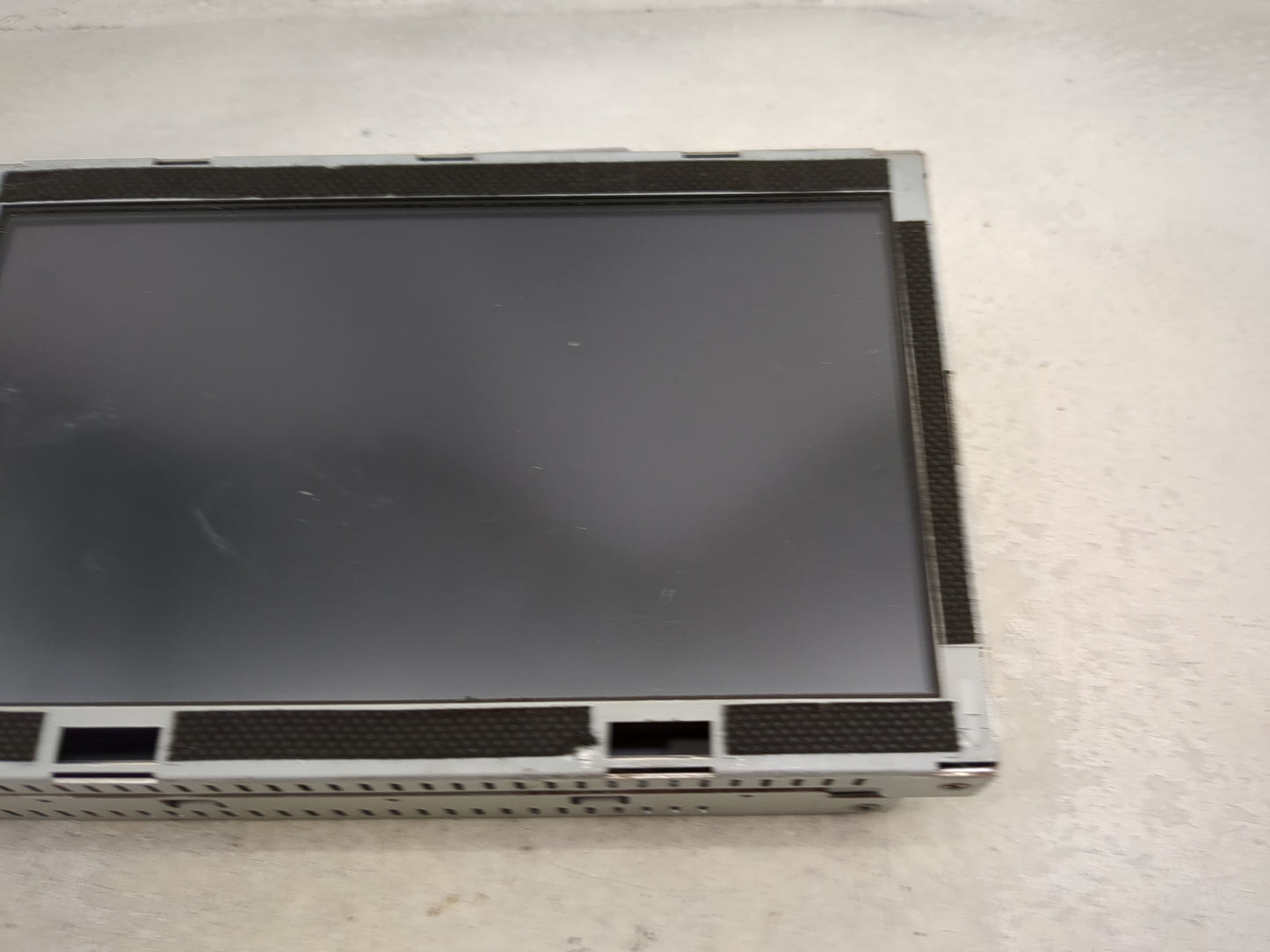 2017-2019 Kia Cadenza Information Display Screen 1494782 - Oemusedautoparts1.com