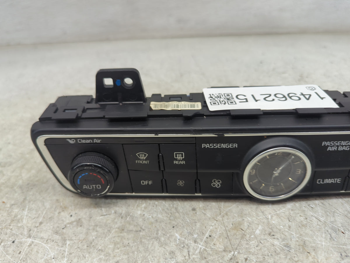 2017-2019 Kia Cadenza Climate Control Module Temperature AC/Heater Replacement P/N:97250-F6880 YG02 DB CKJ Fits OEM Used Aut