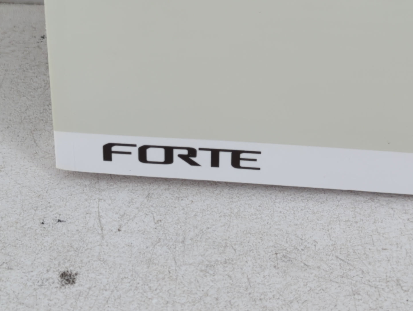2019 Kia Forte Owners Manual Book Guide P/N:DLS4-EU8DB OEM Used Auto Parts - Oemusedautoparts1.com