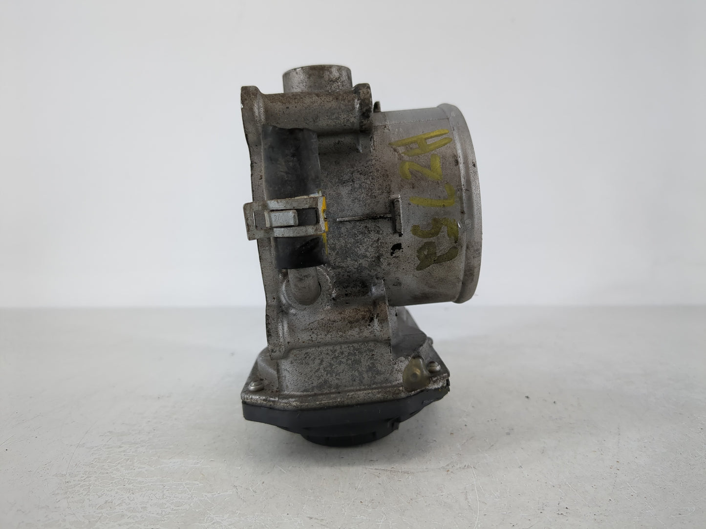2019 Kia Forte Throttle Body P/N:35100-2E710 Fits OEM Used Auto Parts - Oemusedautoparts1.com