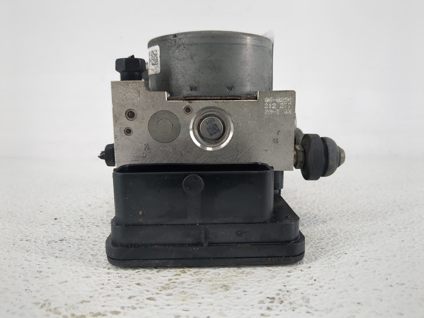 2019-2021 Kia Forte ABS Pump Control Module Replacement P/N:58900-M7200 Fits Fits 2019 2020 2021 OEM Used Auto Parts - Oemus