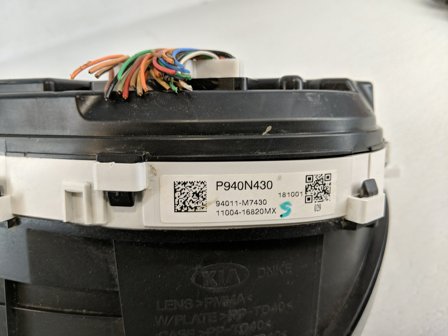 2019-2021 Kia Forte Instrument Cluster Speedometer Gauges P/N:94011-M7430 Fits Fits 2019 2020 2021 OEM Used Auto Parts - Oem