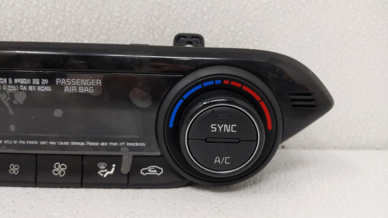 2019-2021 Kia Forte Climate Control Module Temperature AC/Heater Replacement P/N:97250-M631DWK Fits Fits 2019 2020 2021 OEM 