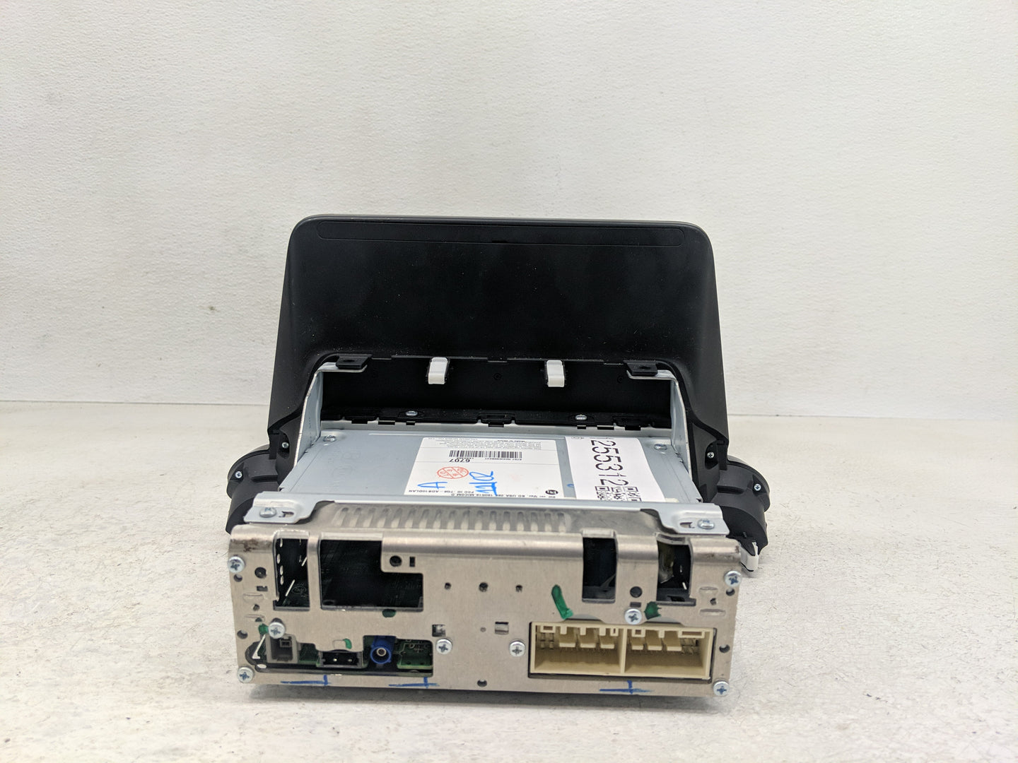 2019-2021 Kia Forte Radio AM FM Cd Player Receiver Replacement P/N:96160M7070WK Fits Fits 2019 2020 2021 OEM Used Auto Parts