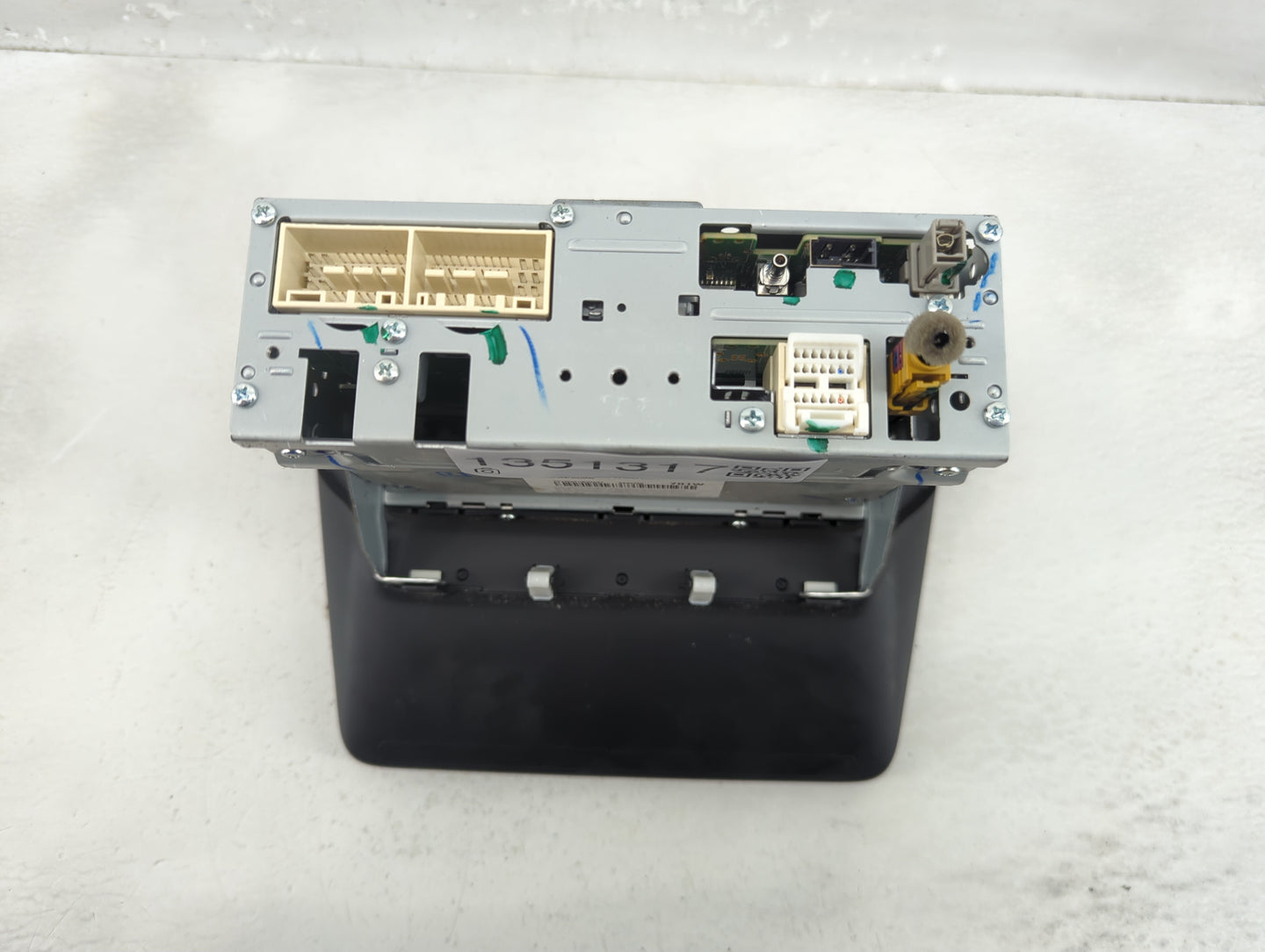2019-2021 Kia Forte Radio AM FM Cd Player Receiver Replacement P/N:96560-M7010WK Fits Fits 2019 2020 2021 OEM Used Auto Part
