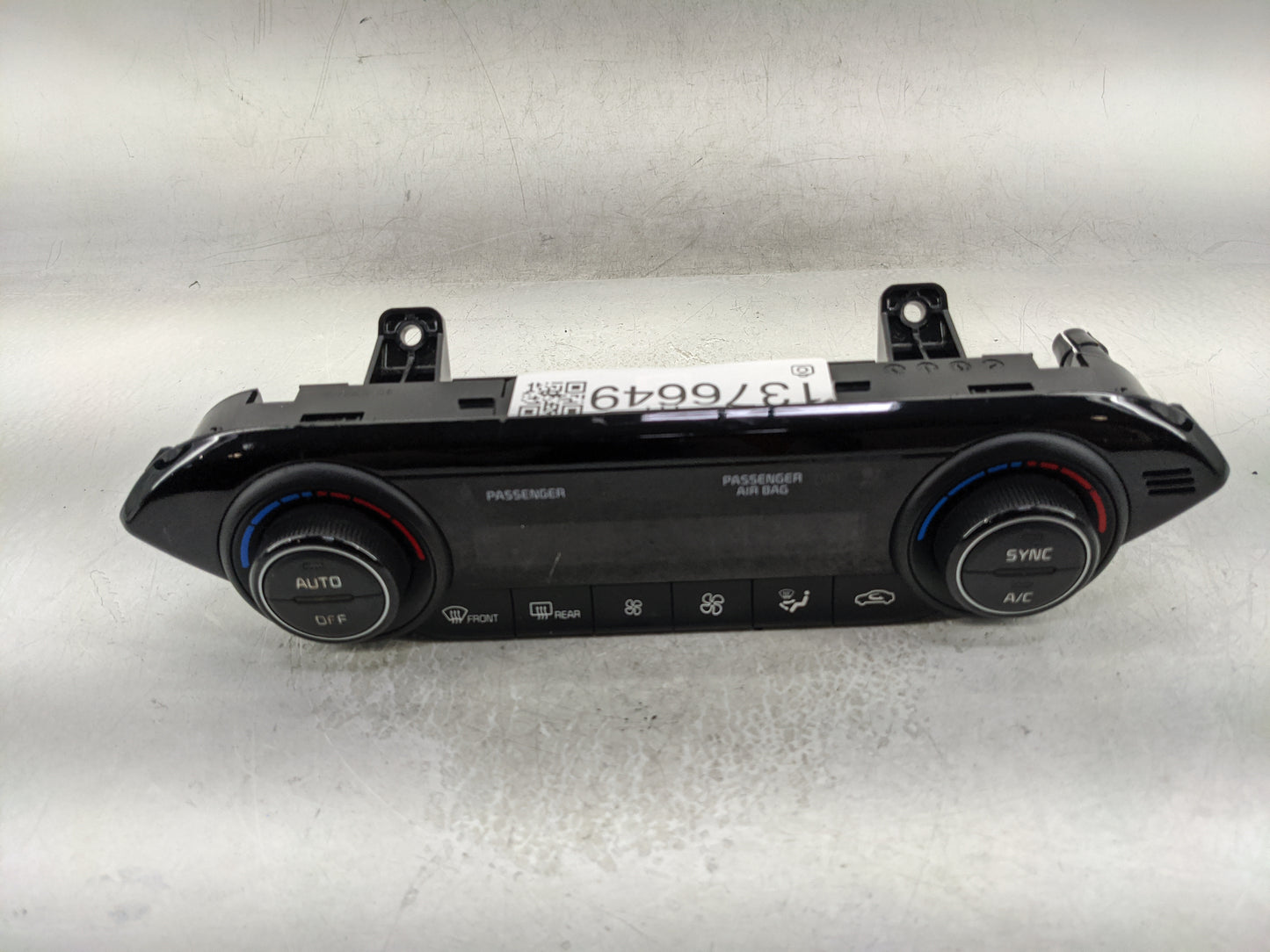 2019-2021 Kia Forte Climate Control Module Temperature AC/Heater Replacement P/N:97250-M6310WK 97250-3MXXX Fits OEM Used Aut