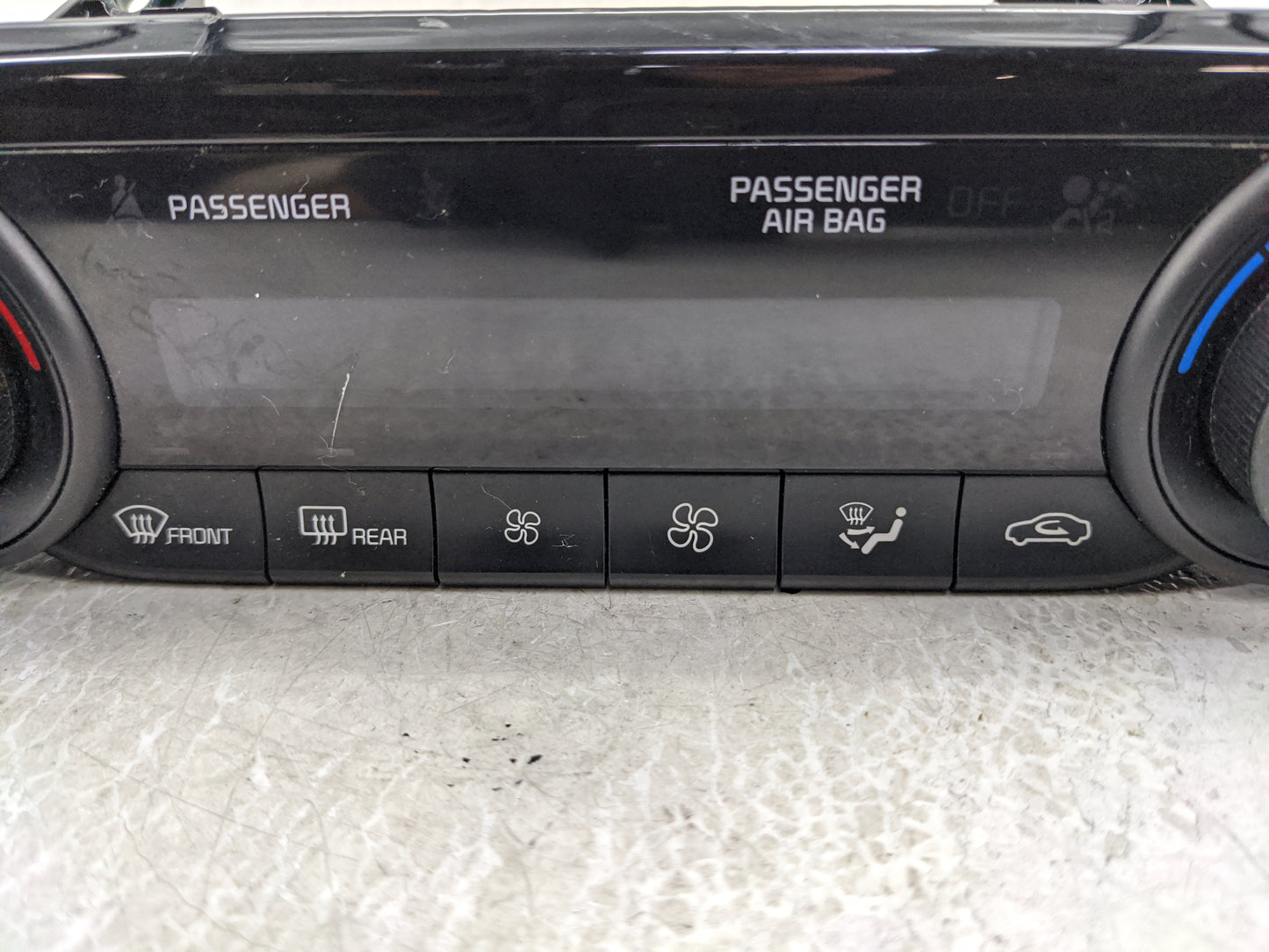 2019-2021 Kia Forte Climate Control Module Temperature AC/Heater Replacement P/N:97250-M6310WK 97250-3MXXX Fits OEM Used Aut