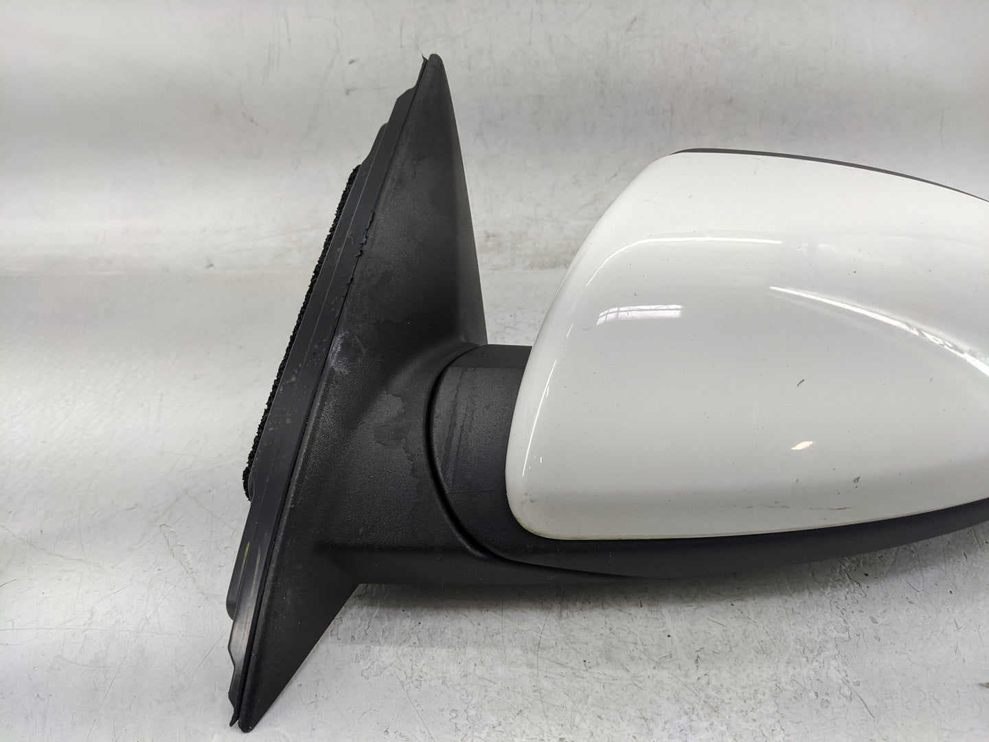 2019-2022 Kia Forte Driver Side View Mirror - Left Door Mirror OEM Used - Oemusedautoparts1.com
