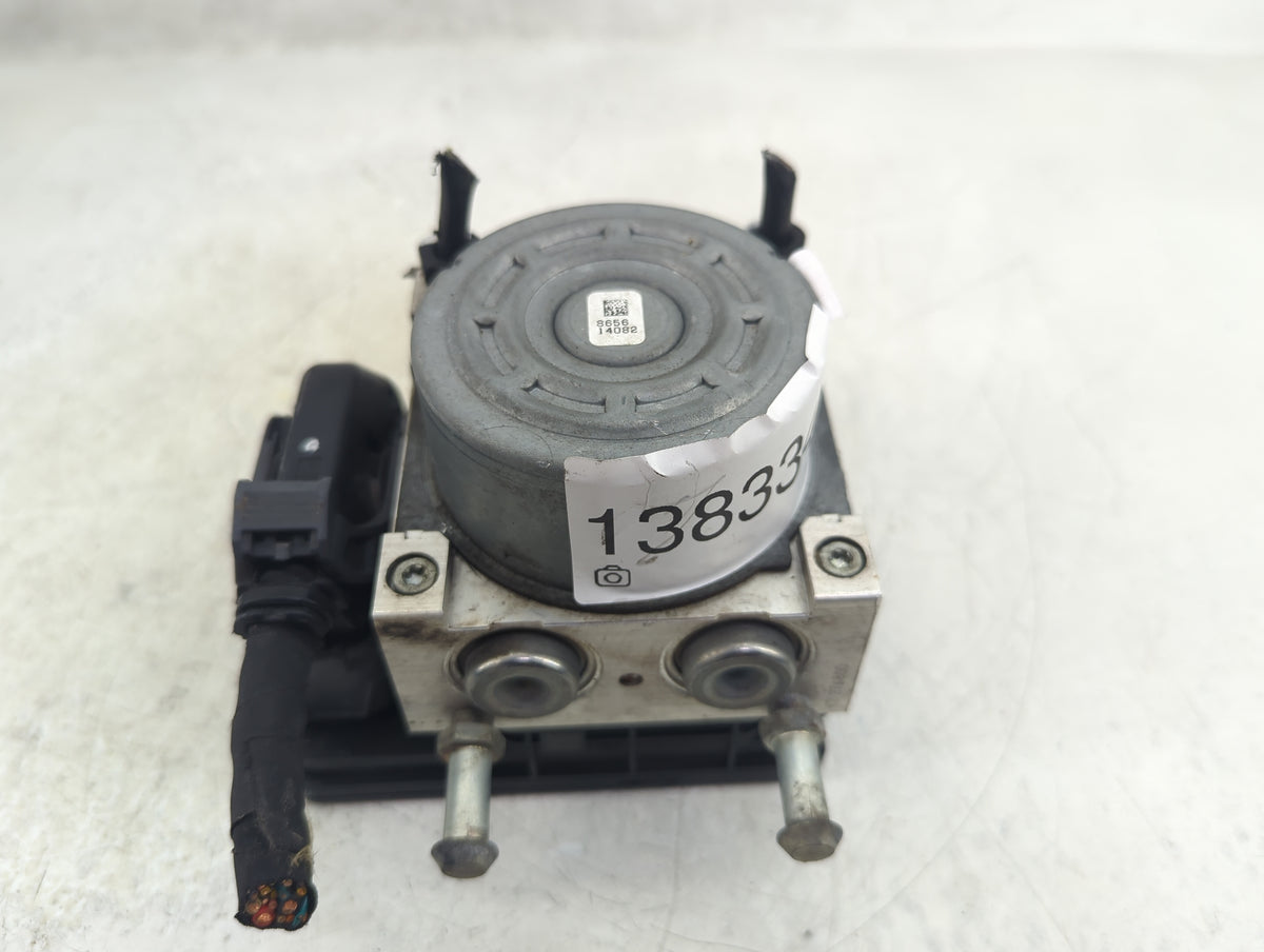 2019-2021 Kia Forte Anti-Lock Brake ABS Pump Module Actuator OEM P/N:58900-M7200 Fits Fits 2019 2020 2021 OEM Used Auto Part