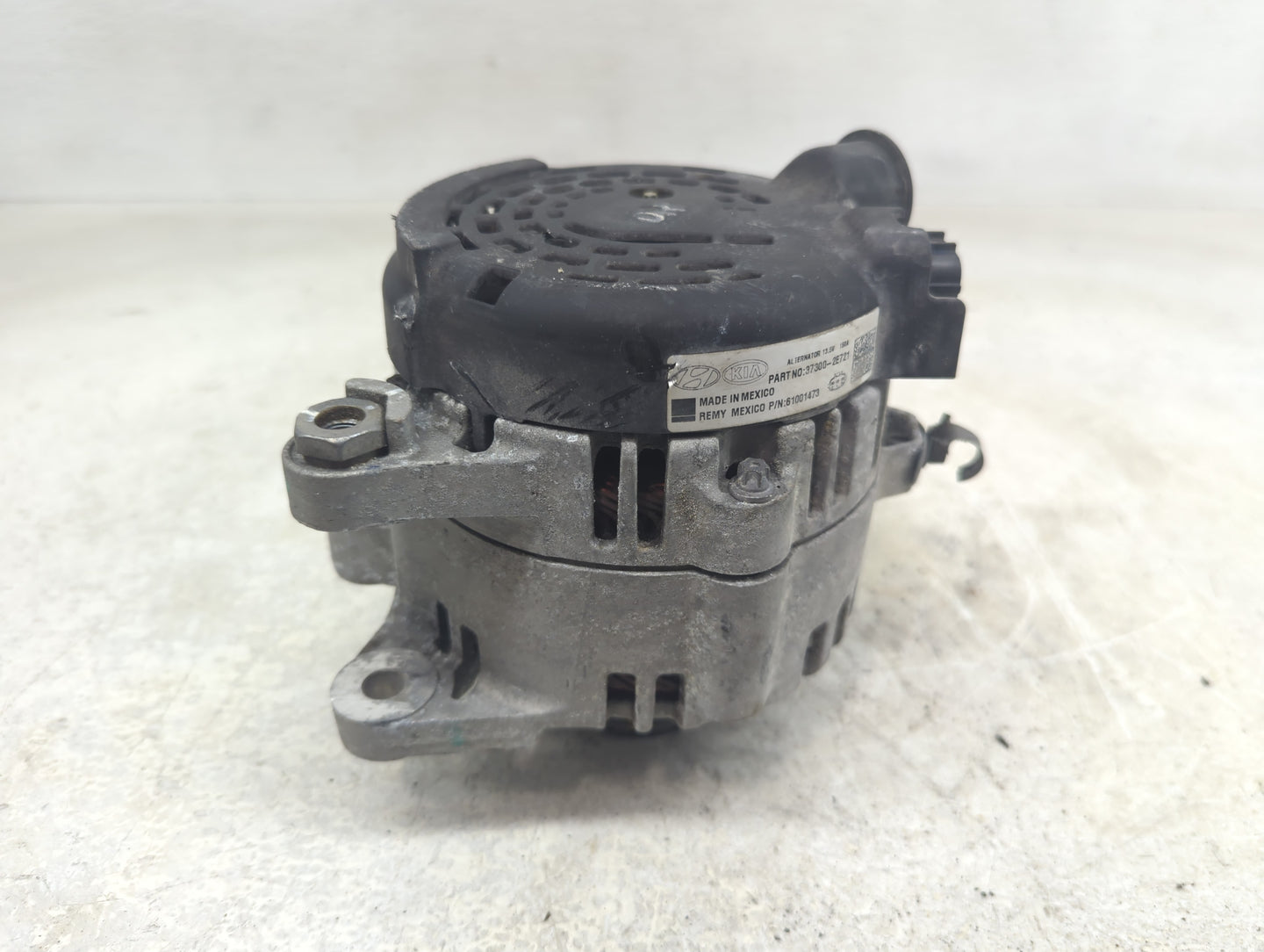 2017-2022 Kia Forte Alternator Replacement Generator Charging Assembly Engine OEM P/N:37300-2E721 Fits OEM Used Auto Parts -