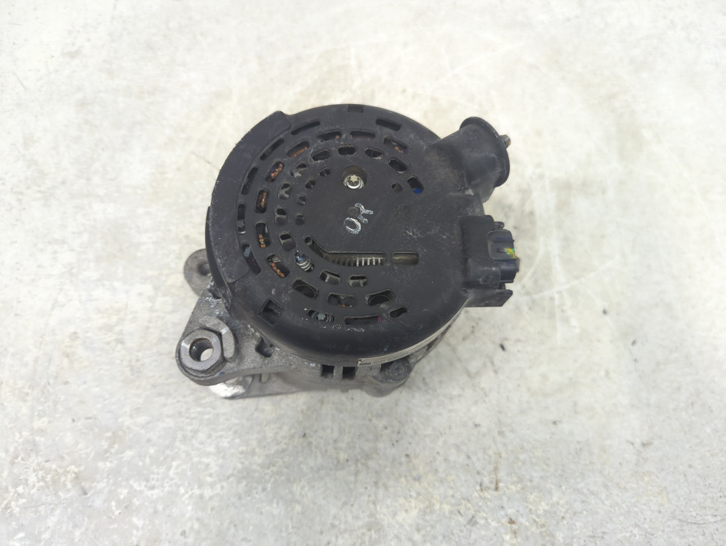 2017-2022 Kia Forte Alternator Replacement Generator Charging Assembly Engine OEM P/N:37300-2E721 Fits OEM Used Auto Parts -