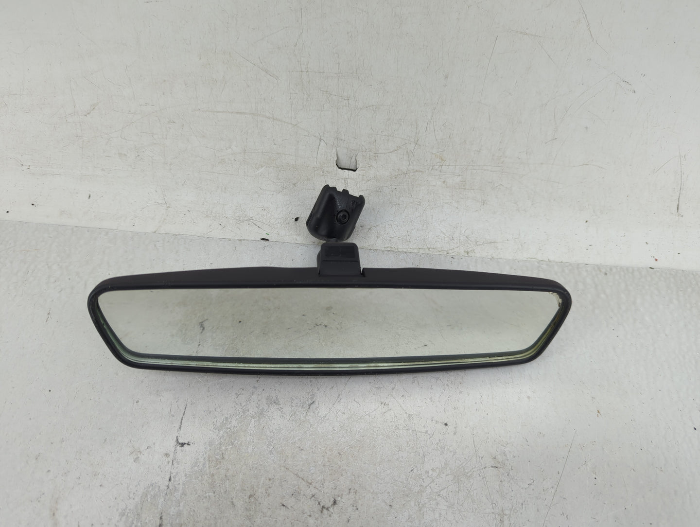 2010-2019 Kia Forte Interior Rear View Mirror Replacement OEM P/N:A046070 Fits OEM Used Auto Parts - Oemusedautoparts1.com