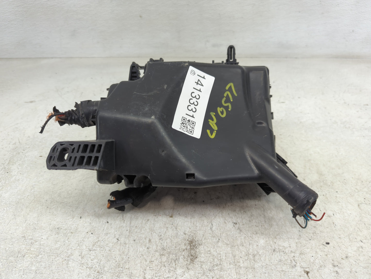 2019-2020 Kia Forte Fusebox Fuse Box Panel Relay Module P/N:91956-M7020 Fits Fits 2019 2020 OEM Used Auto Parts - Oemusedaut