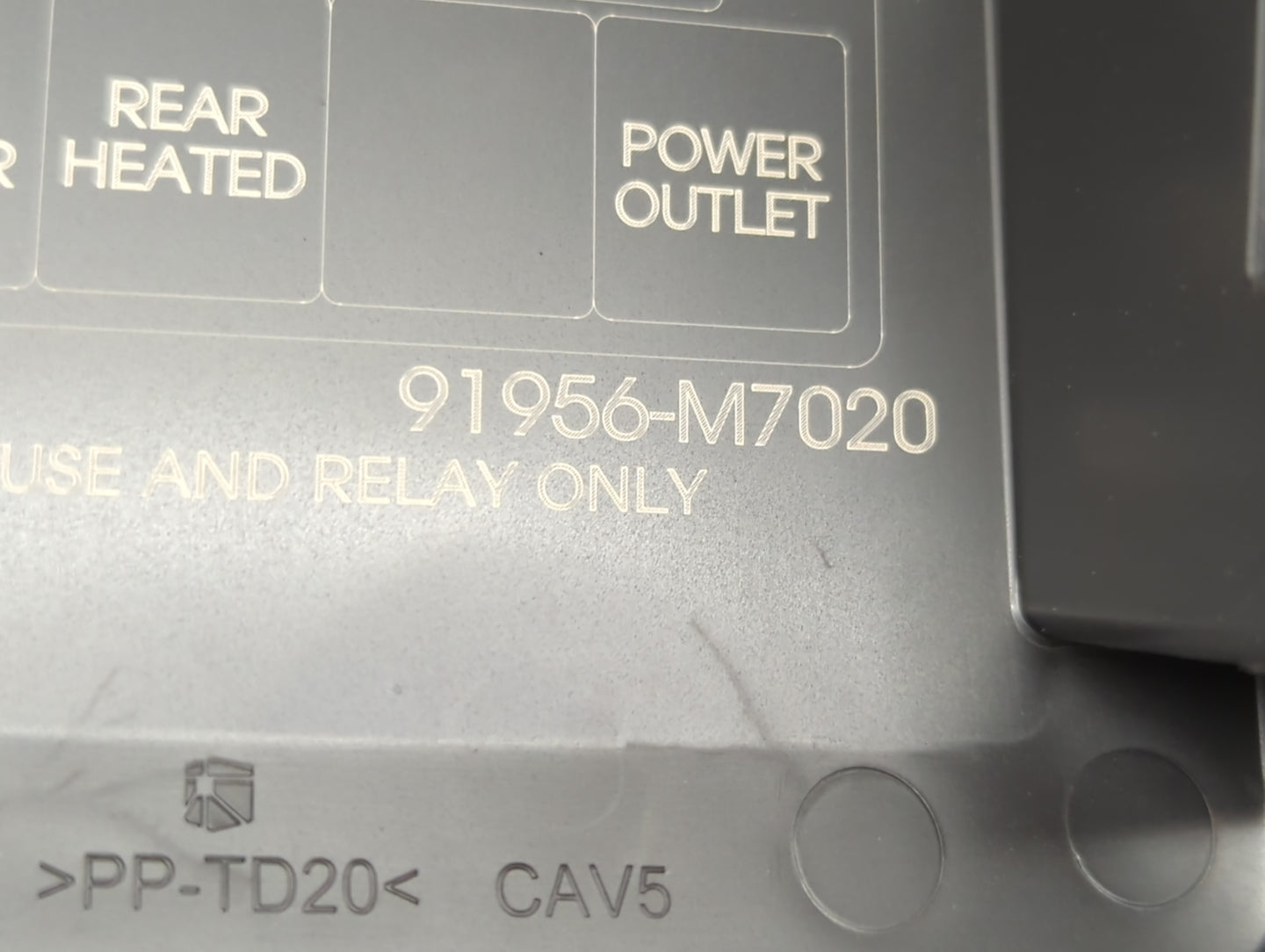 2019 Kia Forte Fusebox Fuse Box Panel Relay Module P/N:91956-M7020 501N11F00 Fits OEM Used Auto Parts - Oemusedautoparts1.co