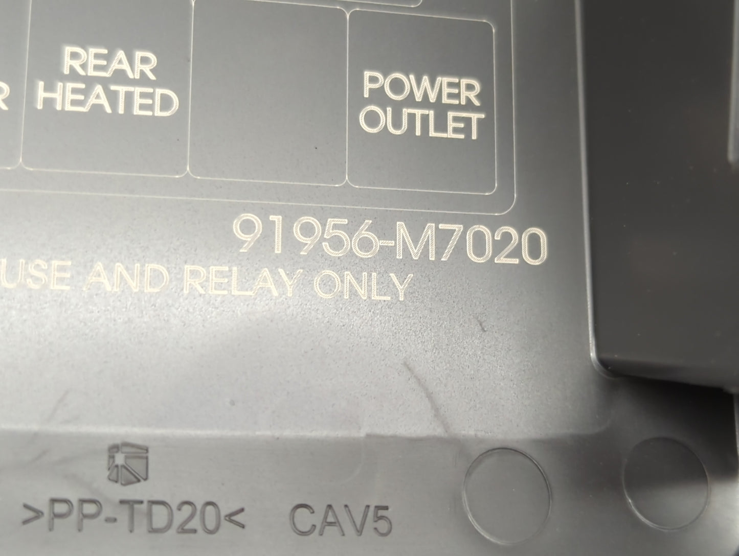 2019 Kia Forte Fusebox Fuse Box Panel Relay Module P/N:91956-M7020 501N11F00 Fits OEM Used Auto Parts - Oemusedautoparts1.co