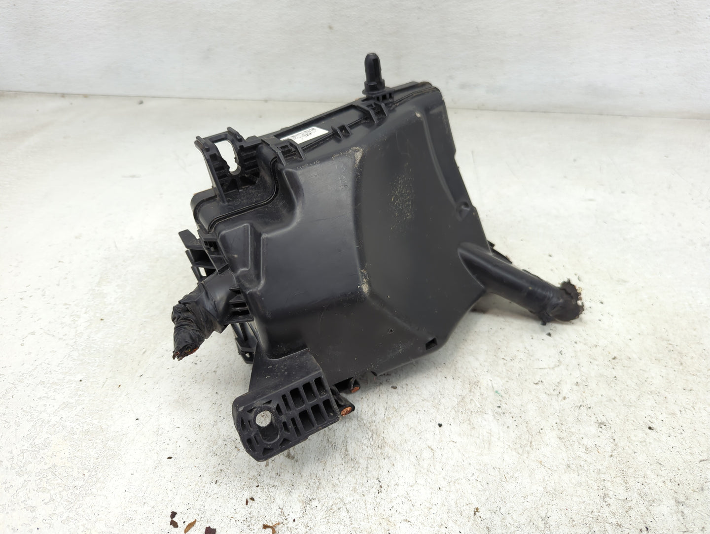 2019-2020 Kia Forte Fusebox Fuse Box Panel Relay Module P/N:91956-M7020 Fits Fits 2019 2020 OEM Used Auto Parts - Oemusedaut