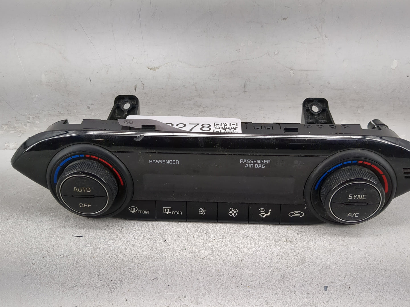 2019-2021 Kia Forte Climate Control Module Temperature AC/Heater Replacement P/N:97250-M6310WK Fits Fits 2019 2020 2021 OEM 