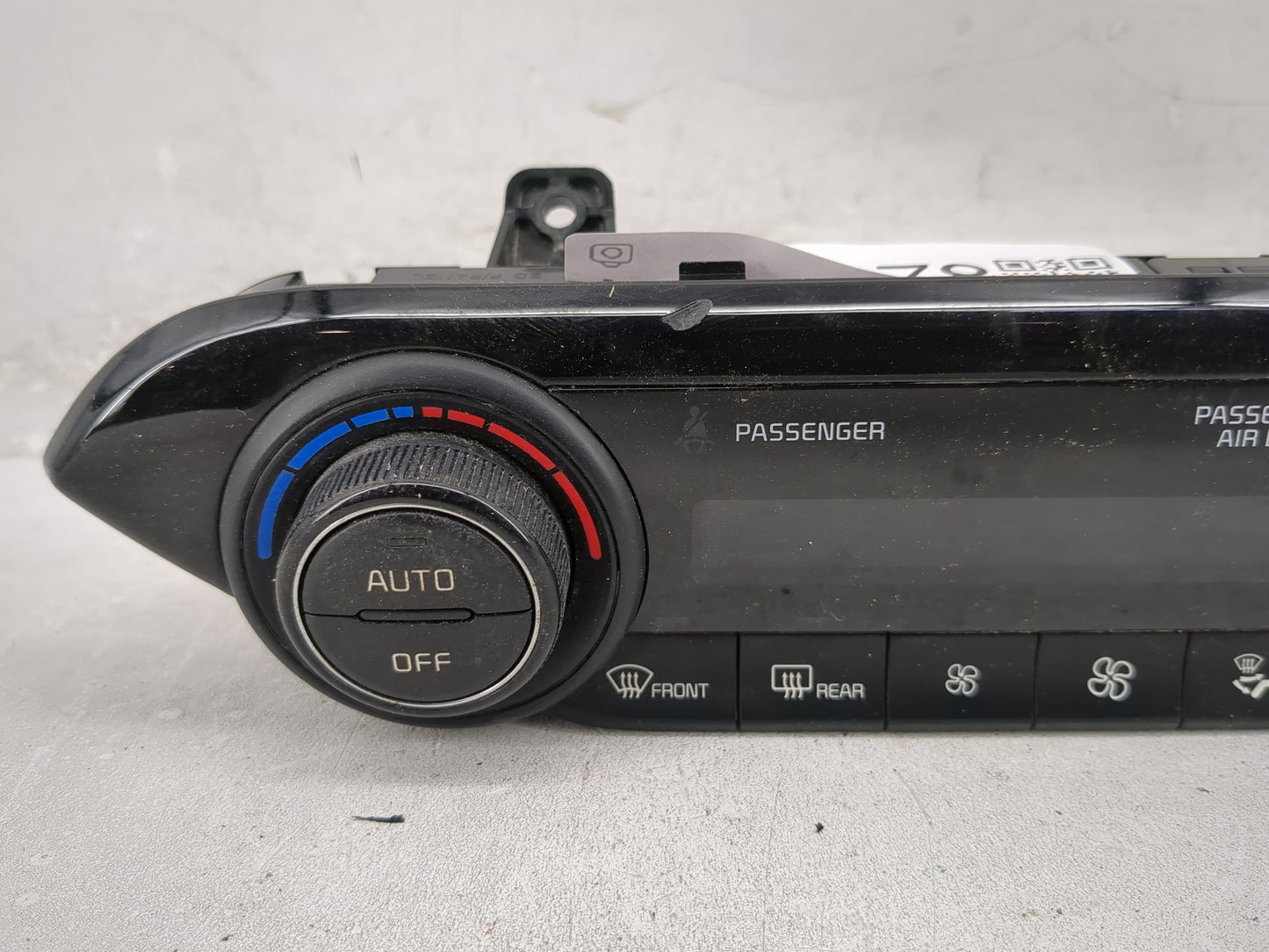2019-2021 Kia Forte Climate Control Module Temperature AC/Heater Replacement P/N:97250-M6310WK Fits Fits 2019 2020 2021 OEM 