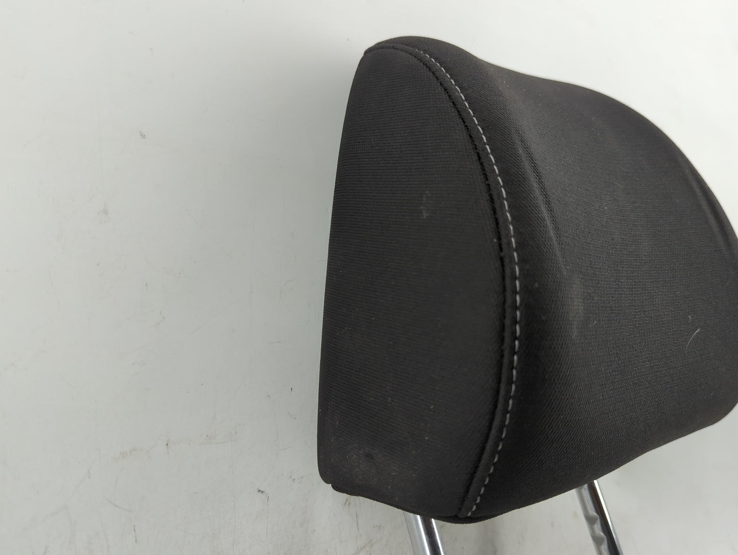 2019-2019 Kia Forte Headrest Head Rest Front Driver Passenger Seat Black - Oemusedautoparts1.com