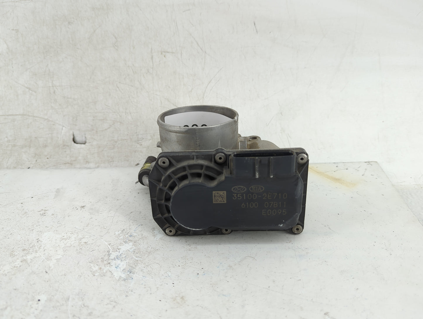 2019 Kia Forte Throttle Body P/N:35100-2E710 Fits OEM Used Auto Parts - Oemusedautoparts1.com
