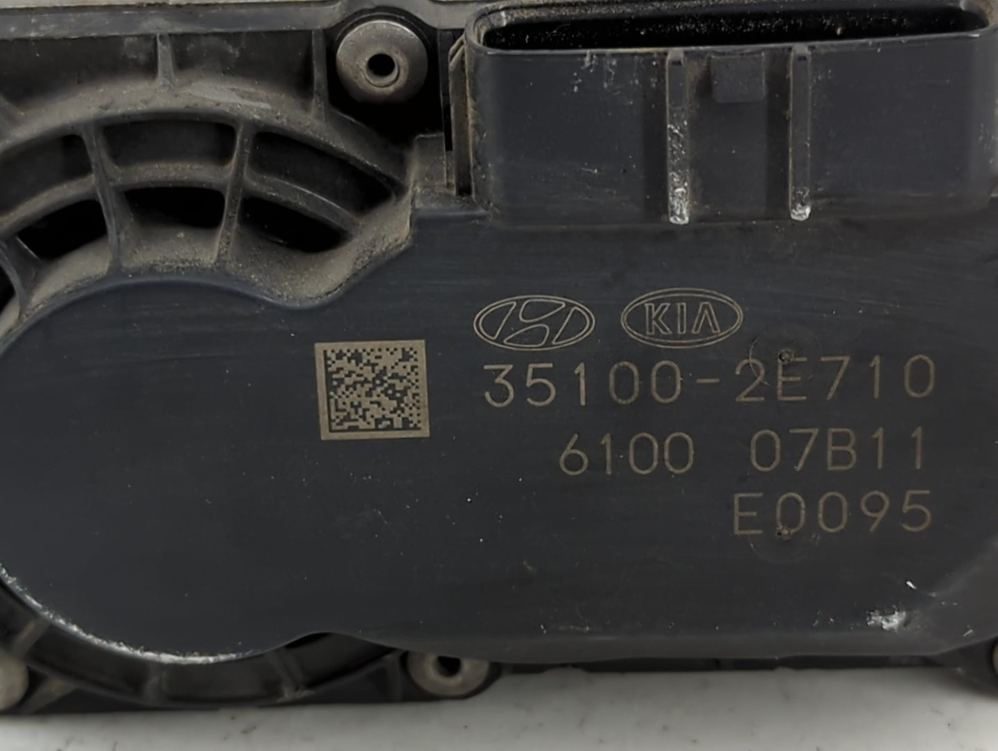 2019 Kia Forte Throttle Body P/N:35100-2E710 Fits OEM Used Auto Parts - Oemusedautoparts1.com
