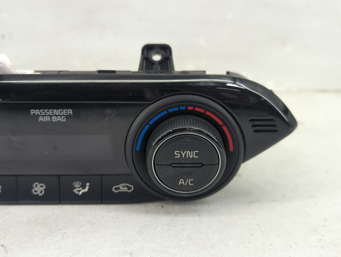 2019-2021 Kia Forte Climate Control Module Temperature AC/Heater Replacement P/N:97250-M6310WK Fits Fits 2019 2020 2021 OEM 