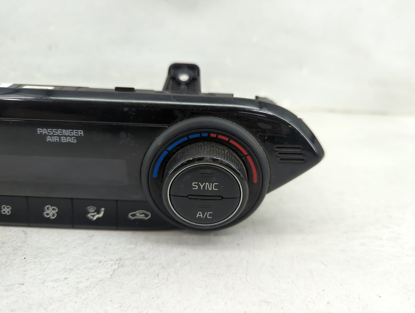 2019-2021 Kia Forte Climate Control Module Temperature AC/Heater Replacement P/N:97250-M6310WK 97250-M6XXX Fits OEM Used Aut