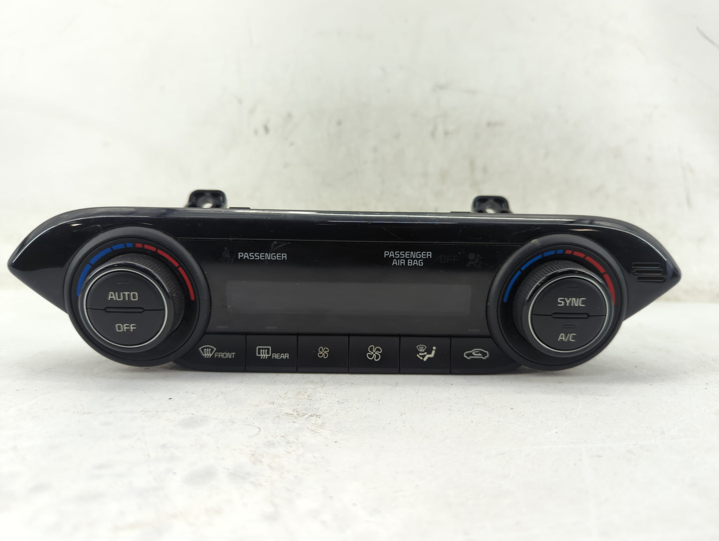 2019-2021 Kia Forte Climate Control Module Temperature AC/Heater Replacement P/N:97250-M6320WK Fits Fits 2019 2020 2021 OEM 