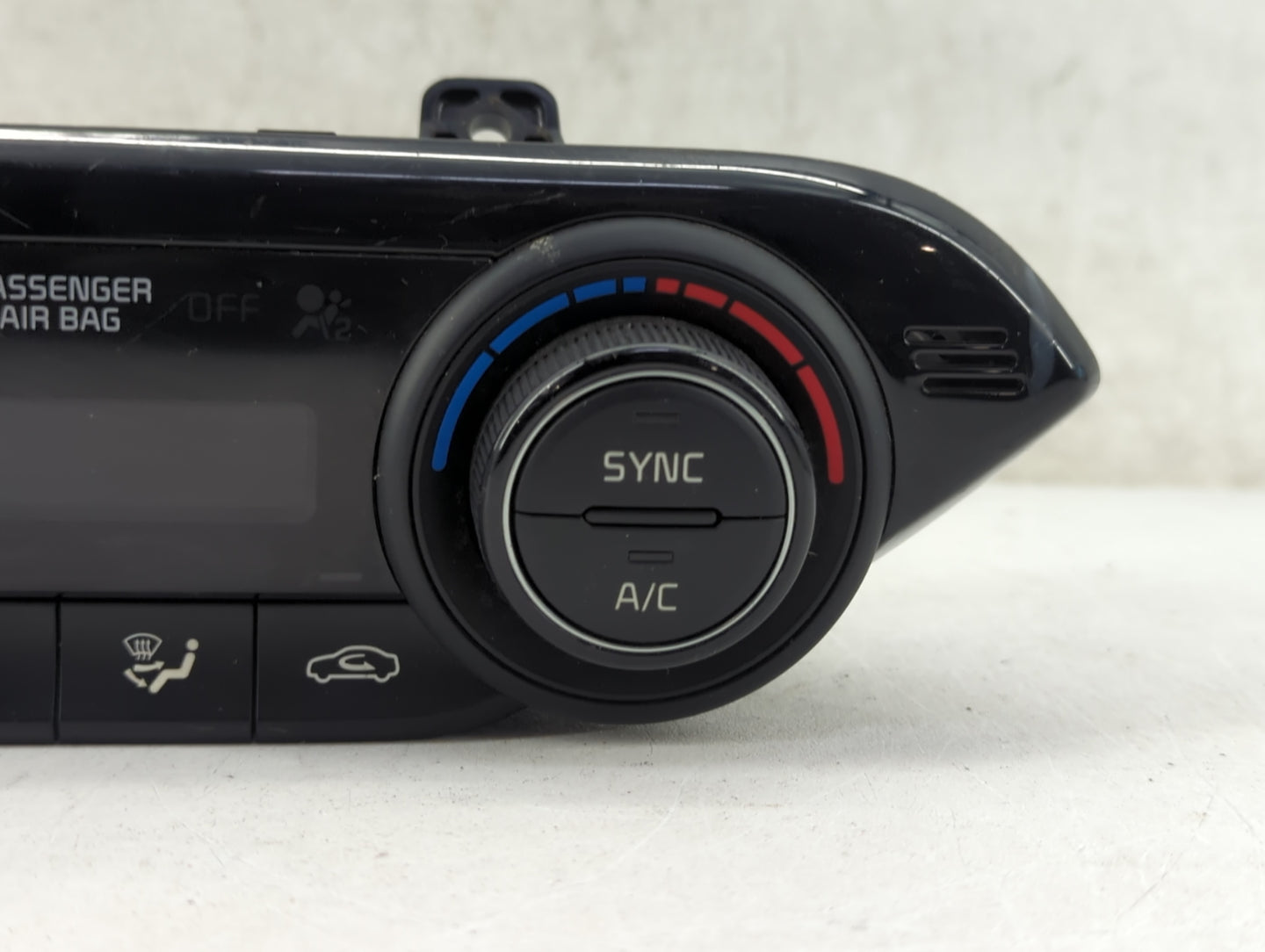 2019-2021 Kia Forte Climate Control Module Temperature AC/Heater Replacement P/N:97250-M6320WK Fits Fits 2019 2020 2021 OEM 