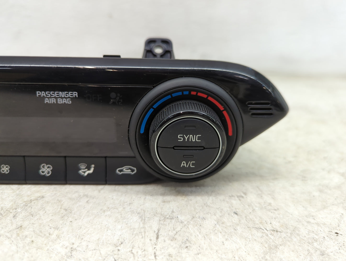 2019-2021 Kia Forte Climate Control Module Temperature AC/Heater Replacement P/N:97250-M6320WK Fits Fits 2019 2020 2021 OEM 