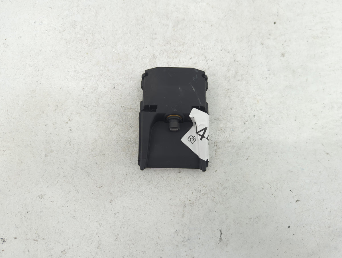 2019-2022 Kia Forte Back Up Sensor Backup Camera - Oemusedautoparts1.com